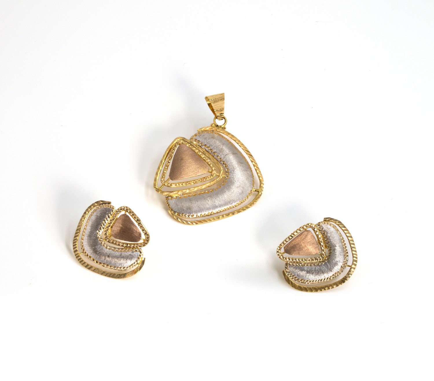 The Landscape Jasper Tringle Pendant With Earring